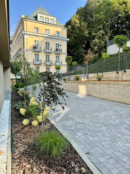 Art & Sunski Studio Z Garazem Podziemnym Krynica Zdroj Ngoại thất bức ảnh